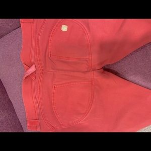 Freddy’s WRUP - Soft Red mid rise